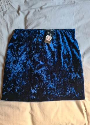 Esmara by Heidi Klum Electric Blue Crushed Velvet Mini Skirt, marque: Esmara, état: Neuf avec étiquette, taille: XL / 42 / 14, 5,00 €, 5,95 € Protection acheteurs incluse