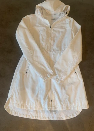 Manteau parka à capuche coupe vent long Fila blanc - Taille M, marque: FILA, état: Très bon état, taille: M / 38 / 10, 30,00 €, 32,20 € Protection acheteurs incluse