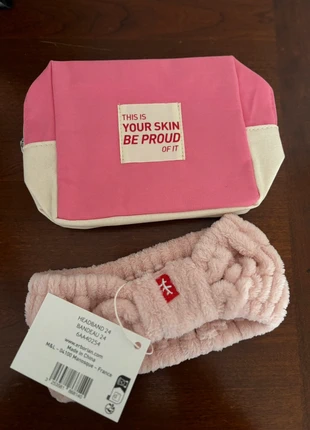 Trousse de toilette / maquillage et bandeau Erborian, marque: Erborian, état: Neuf avec étiquette, 4,50 €, 5,43 € Protection acheteurs incluse