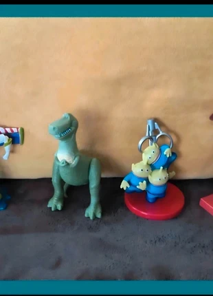 4 figurines Toy Story, marque: Toy Story, état: Très bon état, taille: Taille unique, 10,00 €, 11,20 € Protection acheteurs incluse