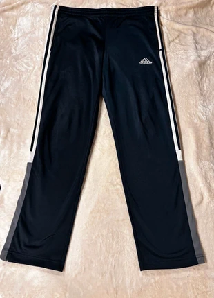 🔥 Adidas Track Pants Gris Estilo Sportswear Retro Training ⭐, marque: adidas, état: Très bon état, taille: M, 18,00 €, 19,60 € Protection acheteurs incluse