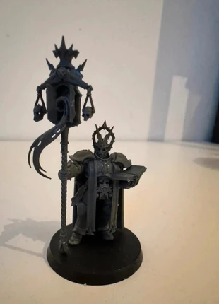 Figurine Warhammer Lord exorcist - Stormcast Eternals - Age of Sigmar, marke: Games Workshop, zustand: Sehr gut, 10,00 €, 11,20 € beinhaltet Vinted-Käuferschutz Pro