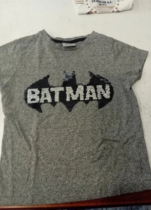 Camiseta niño 4 años Batman, marca: Batman, estado: Muito bom, tamanho: 4 anos / 104 cm, €3.50, €4.38 inclui Proteção do Comprador