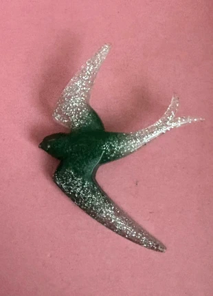 Zwaluw broche vintage kunststof Celluloid, merk: Vintage, staat: Heel goed, € 7,50, € 8,58 inclusief Kopersbescherming