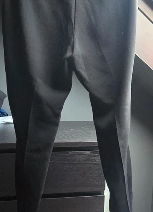 Pantalon droit Mango – noir, légèrement évasé en bas, marque: Mango, état: Très bon état, taille: XL / 42 / 14, 15,00 €, 16,45 € Protection acheteurs incluse