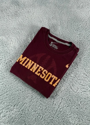 Nike T-shirt XL Sport Bordeaux Coton Logo Minnesota Football / Burgundy Cotton 00313, brand: Nike, condizioni: Ottime, taglia: XL, €4.00, €4.90 include la Protezione acquisti Pro