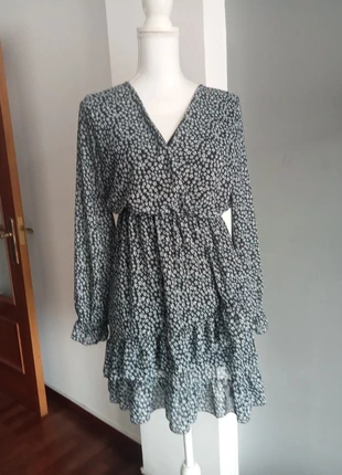 Vestido 👗, marque: Boutique Italiana, état: Très bon état, taille: M / 38 / 10, 10,00 €, 11,20 € Protection acheteurs incluse