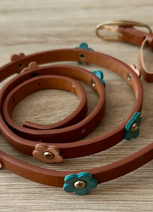 Cinto niña 95 cms, état: Très bon état, taille: 85 cm, 3,80 €, 4,69 € Protection acheteurs incluse