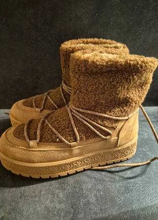 Bottes d'hiver fourrées style Moumoute/Teddy Neufes, taille 38, marke: CHIC, zustand: Neu, mit Etikett, größe: 38, 27,90 €, 30,00 € inklusive Vinted-Käuferschutz