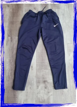 Pantalon de jogging Nike bleu solo souche avec fermeture éclair taille M, brand: Nike, condition: Good, size: M, €22.00, €23.80 includes Buyer Protection