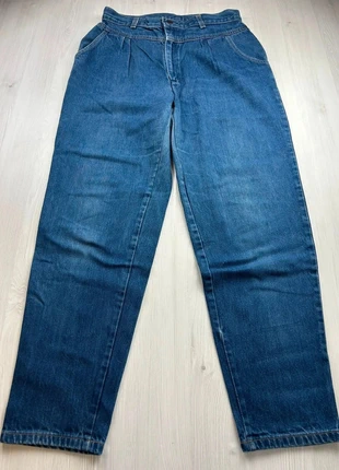 Jeans Levi's Femme Coupe Droite /49/ Straigth Taille Haute Bleu Taille 38, marke: Levi's, zustand: Sehr gut, größe: M / 38 / 10, 17,00 €, 18,55 € beinhaltet Vinted-Käuferschutz Pro