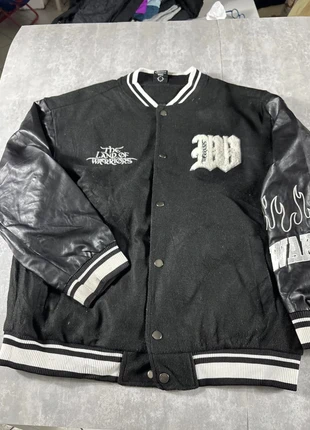 Veste varsity DOKI the land of Warriors noir & blanc – Taille XL, marca: the land of warior, estado: Muito bom, tamanho: XL, €35.00, €37.45 inclui Proteção do Comprador