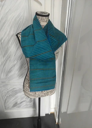 Echarpe légère en velours à côtes fines Fashionista unisexe neuve, brand: Fashionista, condition: New without tags, €2.80, €3.64 includes Buyer Protection