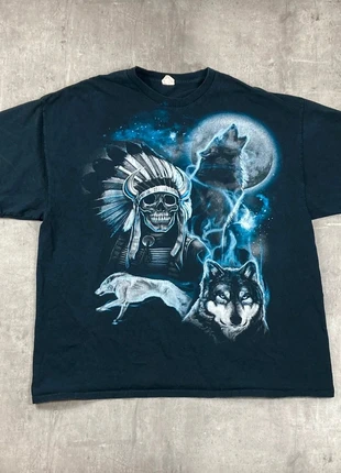 T-Shirt Noir Crâne Indien et Loup Y2K, brand: Gildan, condition: Good, size: XL, €12.99, €14.34 includes Buyer Protection Pro