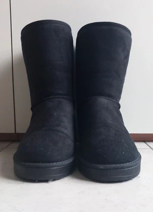 Black boots, marke: Fashion, zustand: Sehr gut, größe: 44, 15,00 €, 16,45 € inklusive Vinted-Käuferschutz
