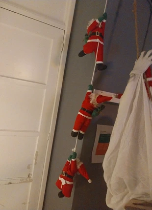 Trio climbing santas haning on rope, merk: paget trading ltd.,c/o paget services, staat: Nieuw, € 6,95, € 8,00 inclusief Kopersbescherming