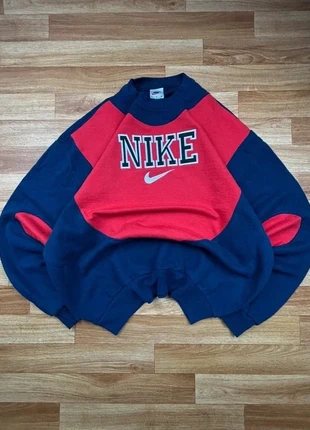 Sweat Nike Vintage Y2K Made In USA Retro Style Boxy (Rouge/Bleu Marine – Taille L) T158.., marke: Nike, zustand: Sehr gut, größe: L, 29,90 €, 32,10 € inklusive Vinted-Käuferschutz