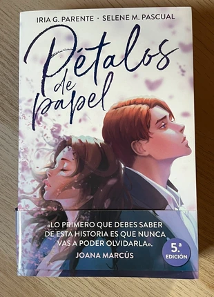 Pétalos de papel - Iria G. Parente & Selene M. Pascual - Edición firmada, staat: Nieuw zonder prijskaartje, € 15,00, € 16,45 inclusief Kopersbescherming
