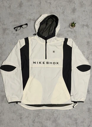Nike Shox Windrunner | Tech Y2K | Vintage Sport | Weiß Schwarz | Size S, marke: Nike, zustand: Neu, größe: M, 69,99 €, 73,69 € inklusive Vinted-Käuferschutz