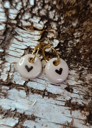 Boucles d'oreilles cœur noir fait main en céramique, marke: Fait Main, zustand: Neu, mit Etikett, 20,00 €, 21,70 € inklusive Vinted-Käuferschutz
