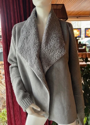 Grijs vest, merk: Trend One, staat: Heel goed, maat: XXL / 44 / 16, € 3,00, € 3,85 inclusief Kopersbescherming