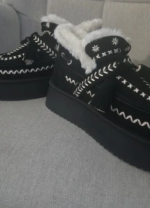 Bottines polaires noir 38, état: Neuf sans étiquette, taille: 38, 17,00 €, 18,55 € Protection acheteurs (Pro) incluse