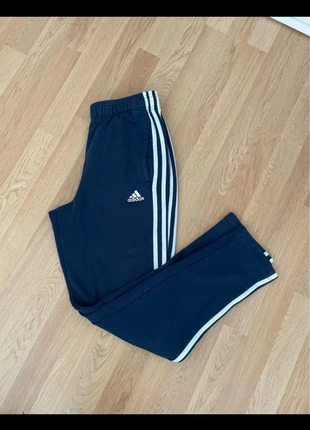 Jogging adidas, marque: adidas, état: Très bon état, taille: S / 36 / 8, 10,00 €, 11,20 € Protection acheteurs incluse