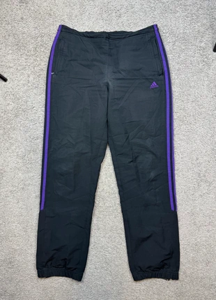 Vintage Adidas Sweatpants Size L Black and Purple, brand: adidas, condizioni: Ottime, taglia: L, €11.99, €13.29 include la Protezione acquisti