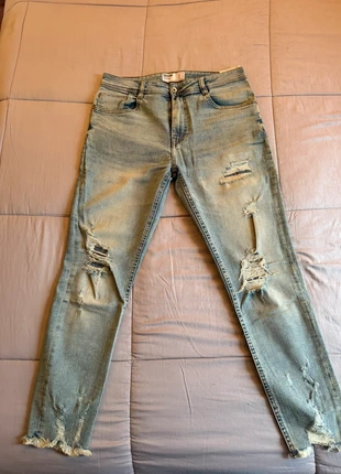 Jeans homme de la marque Bershka, marca: Bershka, estado: Muito bom, tamanho: PT 44 | W34, €12.00, €13.30 inclui Proteção do Comprador