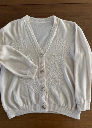 Gilet brodé, marque: friperie, état: Très bon état, taille: L / 40 / 12, 5,00 €, 5,95 € Protection acheteurs incluse