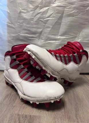 Jordan 11 | Cleats - Crampons - Football américain - Rare - Vintage | Blanc et rouge | taille 43, marque: Jordan, état: Très bon état, taille: 43, 99,00 €, 104,65 € Protection acheteurs incluse