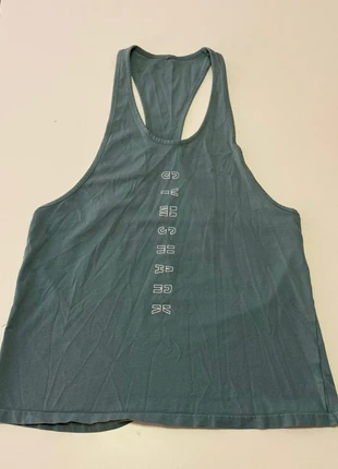 Stringer Gymshark L, marque: Gymshark, état: Très bon état, taille: L, 10,00 €, 11,20 € Protection acheteurs incluse