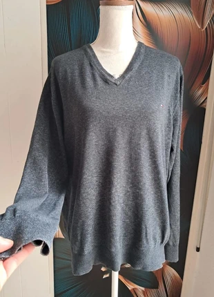 Pull unique Tommy Hilfiger Taille XL💜, marque: Tommy Hilfiger, état: Très bon état, taille: XL / 42 / 14, 39,90 €, 42,60 € Protection acheteurs (Pro) incluse