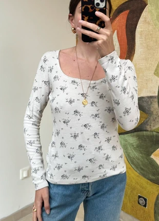 t-shirt vintage fleurs col carré, brand: Vintage, condition: Good, size: M / 38 / 10, €15.00, €16.45 includes Buyer Protection