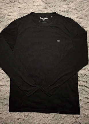 T-shirt manches longues Col rond Calvin Klein 100% Polyester Noir Taille M, brand: Calvin Klein, condizioni: Nuovo senza cartellino, taglia: M, €18.00, €19.60 include la Protezione acquisti