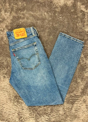 Jean levi’s 541 couleur bleu taille : 31x32, marque: Levi's, état: Très bon état, taille: W31 | FR 40, 25,00 €, 26,95 € Protection acheteurs incluse