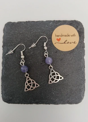 Boucles d'oreilles pendentif triangle celtique métal argenté perle mauve calcédoine NEUVES, brand: sansnom., condition: New without tags, €7.00, €8.05 includes Buyer Protection