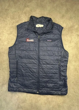 Doudoune sans manche matelassée nano puff Patagonia marine vintage - taille XL femme, brand: Patagonia, condizioni: Ottime, taglia: XL / IT 46 / EU 42, €29.90, €32.10 include la Protezione acquisti Pro