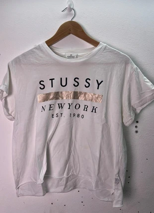 Tb shirt stussy croped s, brand: Stüssy, condizioni: Ottime, taglia: S / IT 40 / EU 36, €5.00, €5.95 include la Protezione acquisti