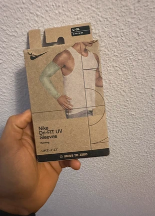 nike sleeves running, marca: Nike, estado: Novo com etiquetas, €20.00, €21.70 inclui Proteção do Comprador