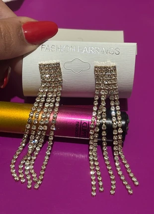 Orecchini pendenti a cascata con strass brillantini zirconi, marke: Fashion Earrings, zustand: Neu, mit Etikett, 8,90 €, 10,05 € inklusive Vinted-Käuferschutz