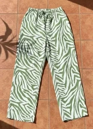 Pantalon large vert zébré, Eloria, taille M, imprimé fun chic femme, brand: eloria, condition: Very good, size: M / 38 / 10, €30.99, €33.24 includes Buyer Protection Pro