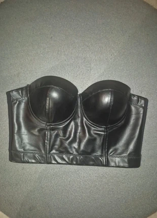 Brassière / haut court simili cuir – Taille 36, état: Neuf sans étiquette, taille: S / 36 / 8, 5,00 €, 5,95 € Protection acheteurs incluse
