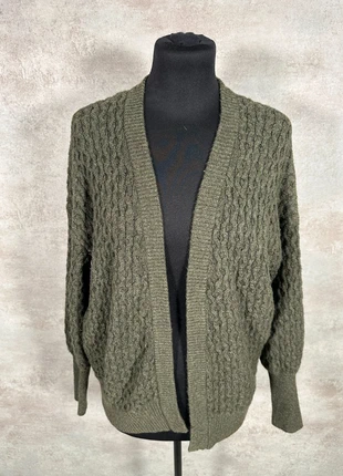 Cardigan Maille Torsadée Cable Knit Vintage Universal Thread vert olive épais taille XS, marke: Vintage Dressing, zustand: Sehr gut, größe: XS / 34 / 6, 15,00 €, 16,45 € beinhaltet Vinted-Käuferschutz Pro