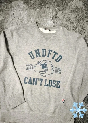Sweat vintage Undefeated gris clair col rond taille M- 2000s, marque: Undefeated, état: Très bon état, taille: M, 18,00 €, 19,60 € Protection acheteurs (Pro) incluse