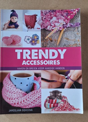 Haakboek, trendy accessoires, merk: Trendy, staat: Heel goed, € 5,00, € 5,95 inclusief Kopersbescherming