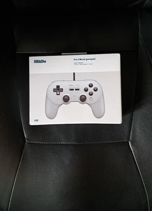 Manette filaire 8BitDo Pro 2, marca: 8BitDo, estado: Novo com etiquetas, €22.50, €24.33 inclui Proteção do Comprador