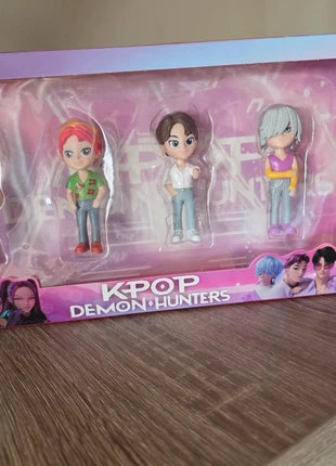 Figurines Saja Boys Kpop demon hunters, marca: Kpop demon hunters, estado: Novo sem etiquetas, tamanho: 6 anos / 116 cm, €20.00, €21.70 inclui Proteção do Comprador