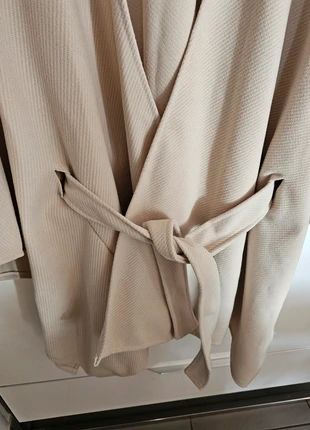 Cape beige., marque: collections italie, état: Neuf avec étiquette, taille: XXL / 44 / 16, 13,00 €, 14,35 € Protection acheteurs incluse