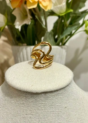 Bague vague dorée – design minimaliste et moderne, brand: Tendance, condition: Very good, size: Adjustable, €8.90, €10.05 includes Buyer Protection Pro